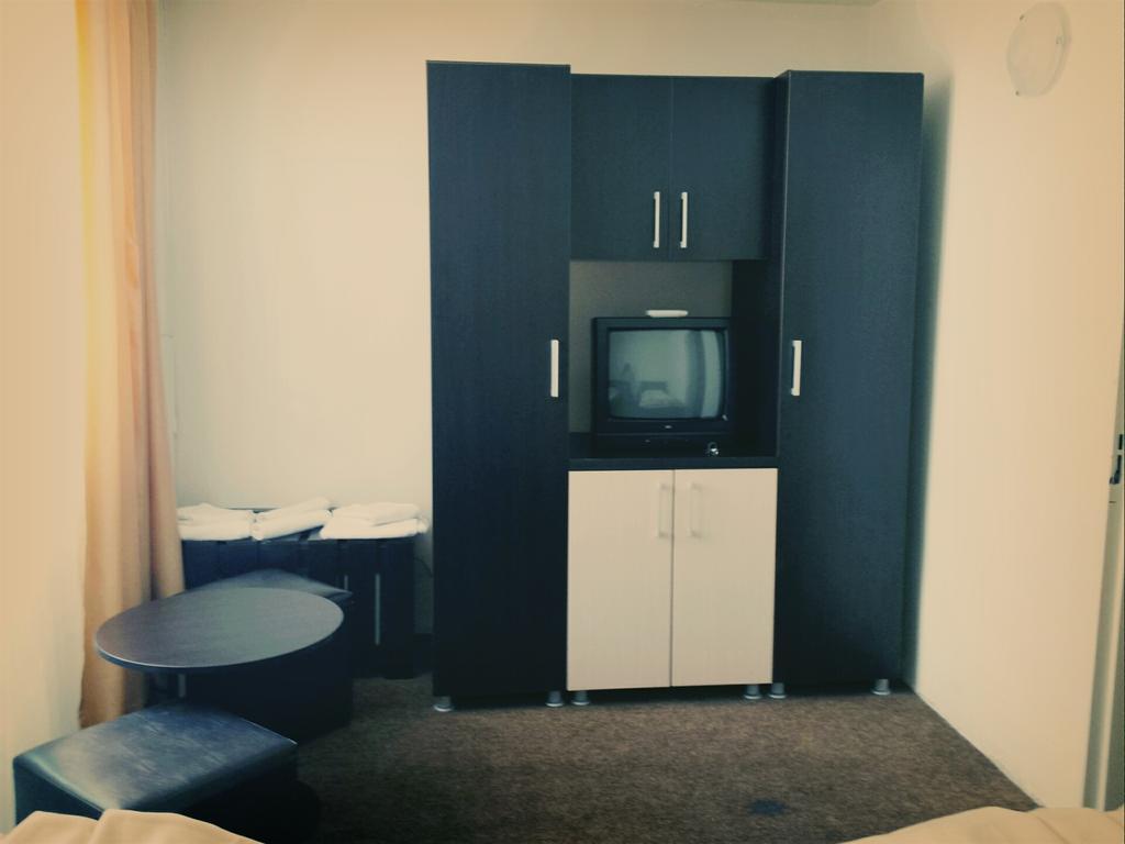 Dacia Hotel Байле Херкулане Стая снимка