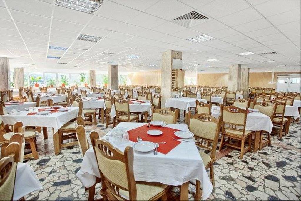 Dacia Hotel Байле Херкулане Екстериор снимка